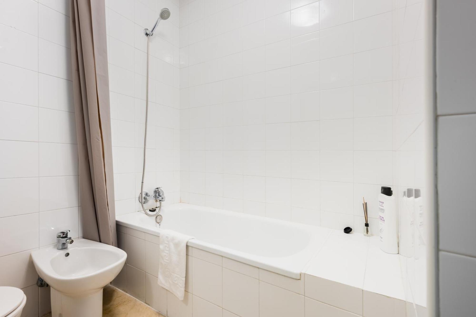 Estudio Triana Salado A Apartment Seville Exterior photo